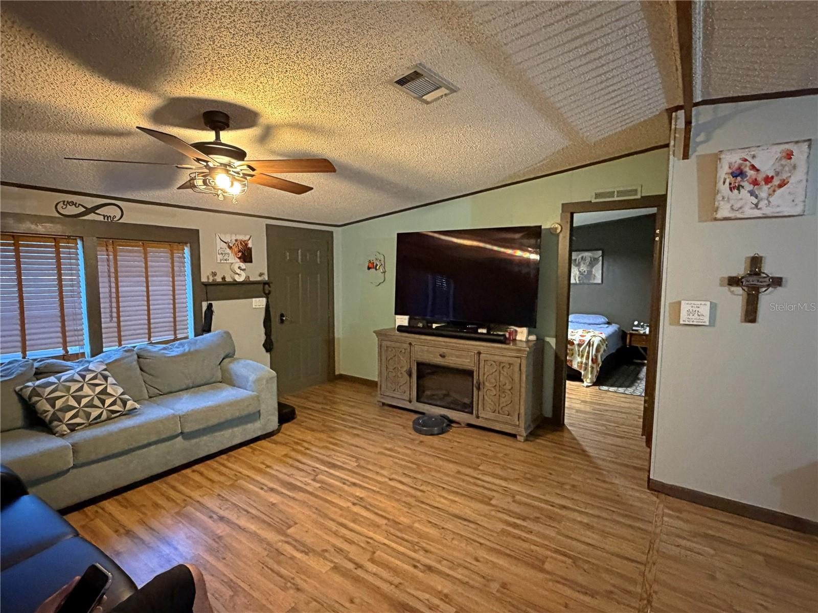 OLD PONDEROSA HOMESTEAD PH - Residential