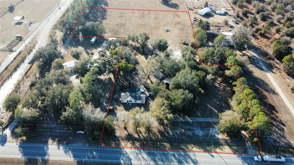 Photo of 12919 S County Road 39, Lithia, FL 33547 (MLS # TB8478610)