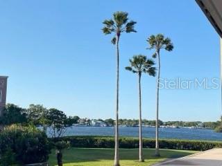 MEDITERRANEAN MANORS - Residential Lease