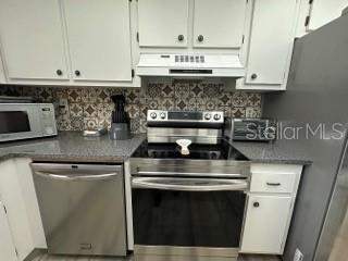 MEDITERRANEAN MANORS - Residential Lease