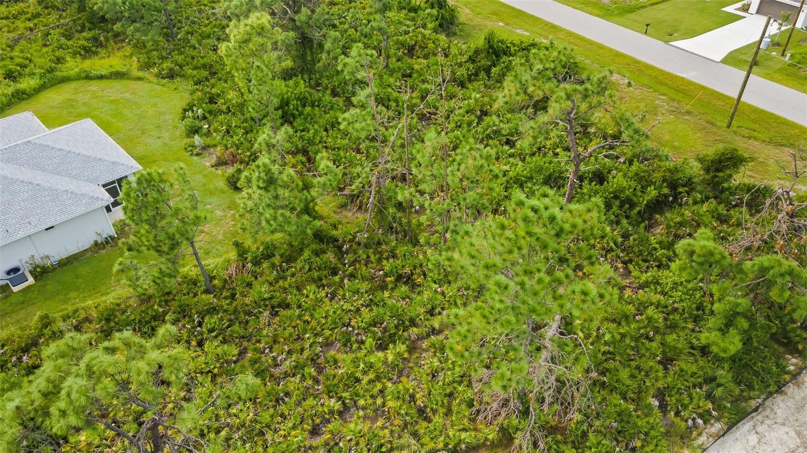 ROTONDA LAKES - Land