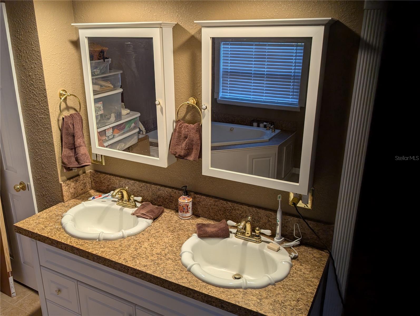 TOWNN COUNTRY PARK SEC 9 UN 08 - Residential