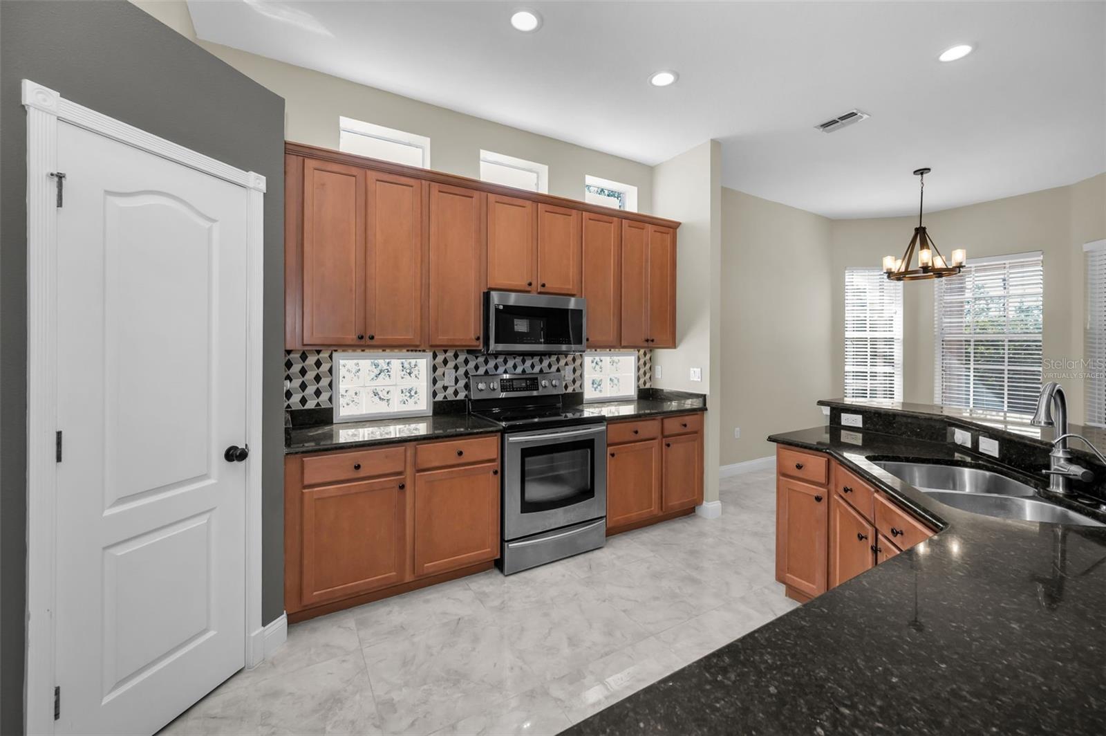 PALM BAY PH II - Residential