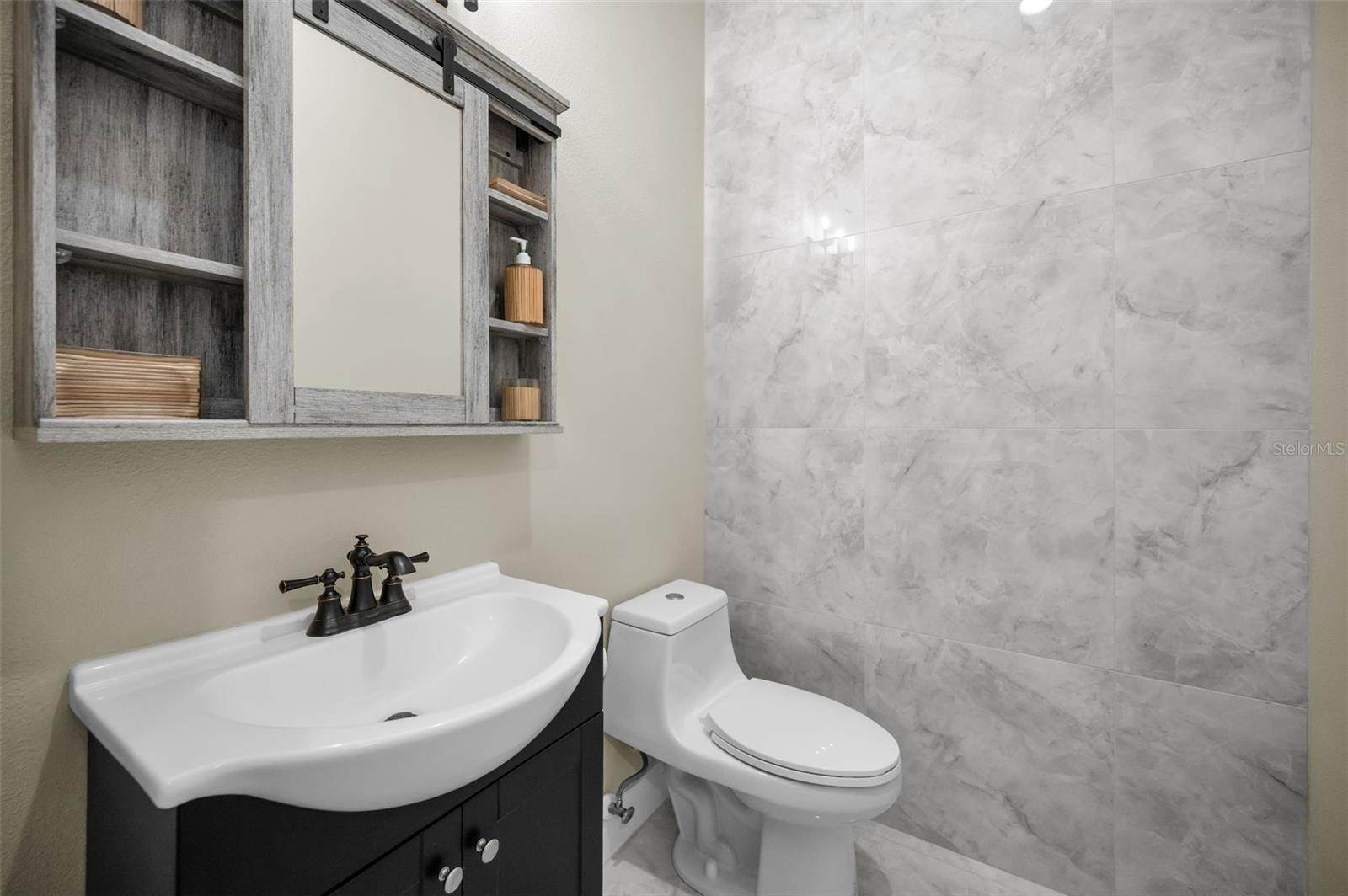 PALM BAY PH II - Residential