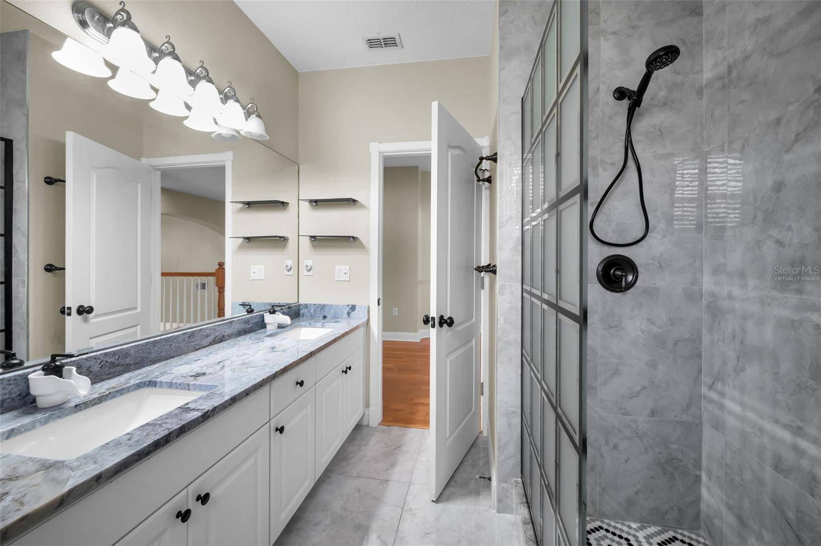 PALM BAY PH II - Residential