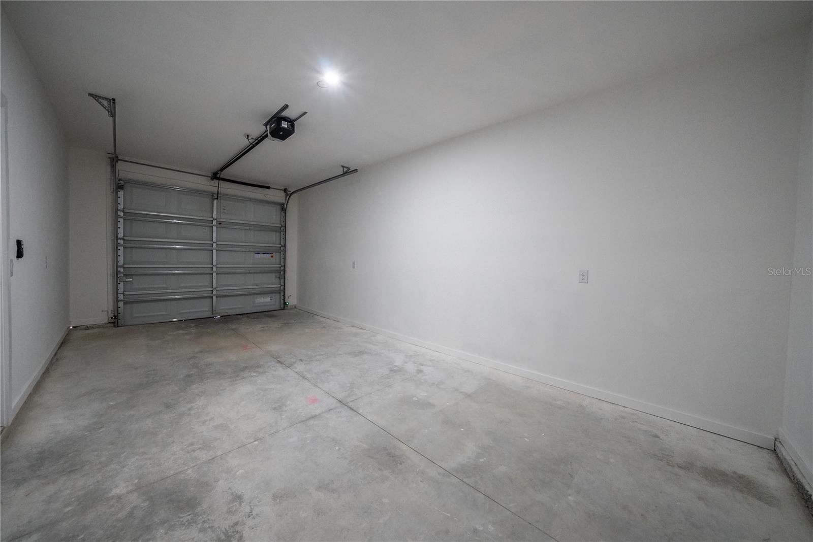 OAK VILLA REP - Residential