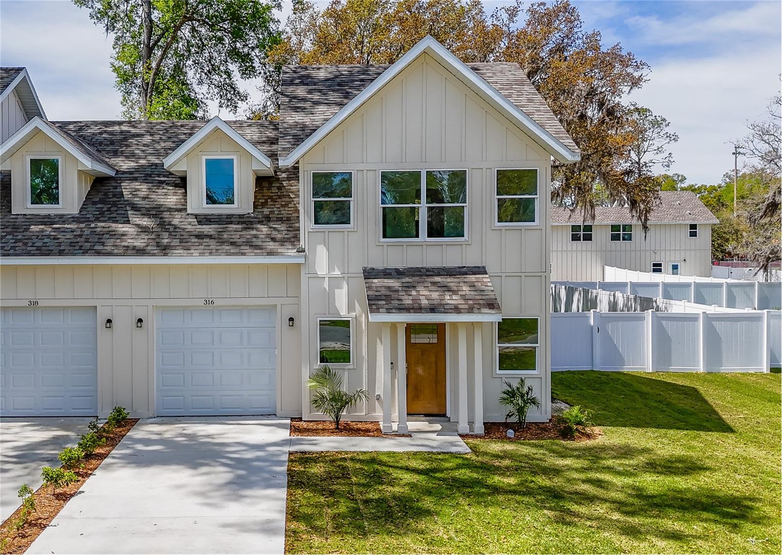 OAK VILLA REP - Residential