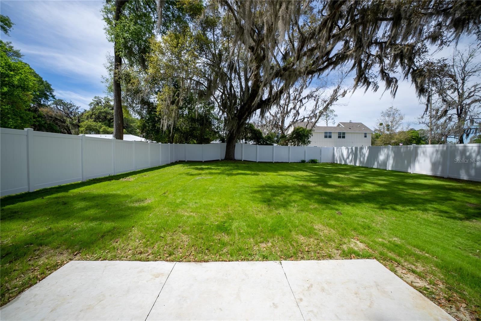 OAK VILLA REP - Residential