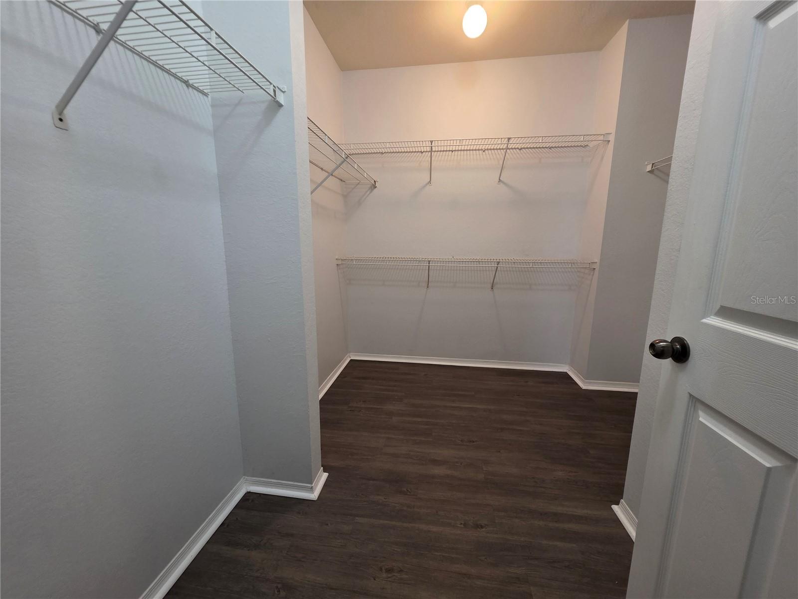 NOTTING HILL A CONDO - Residential