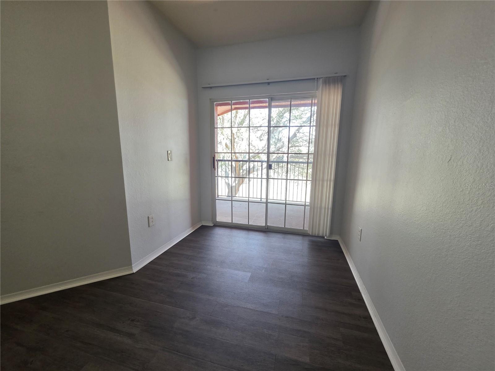 NOTTING HILL A CONDO - Residential