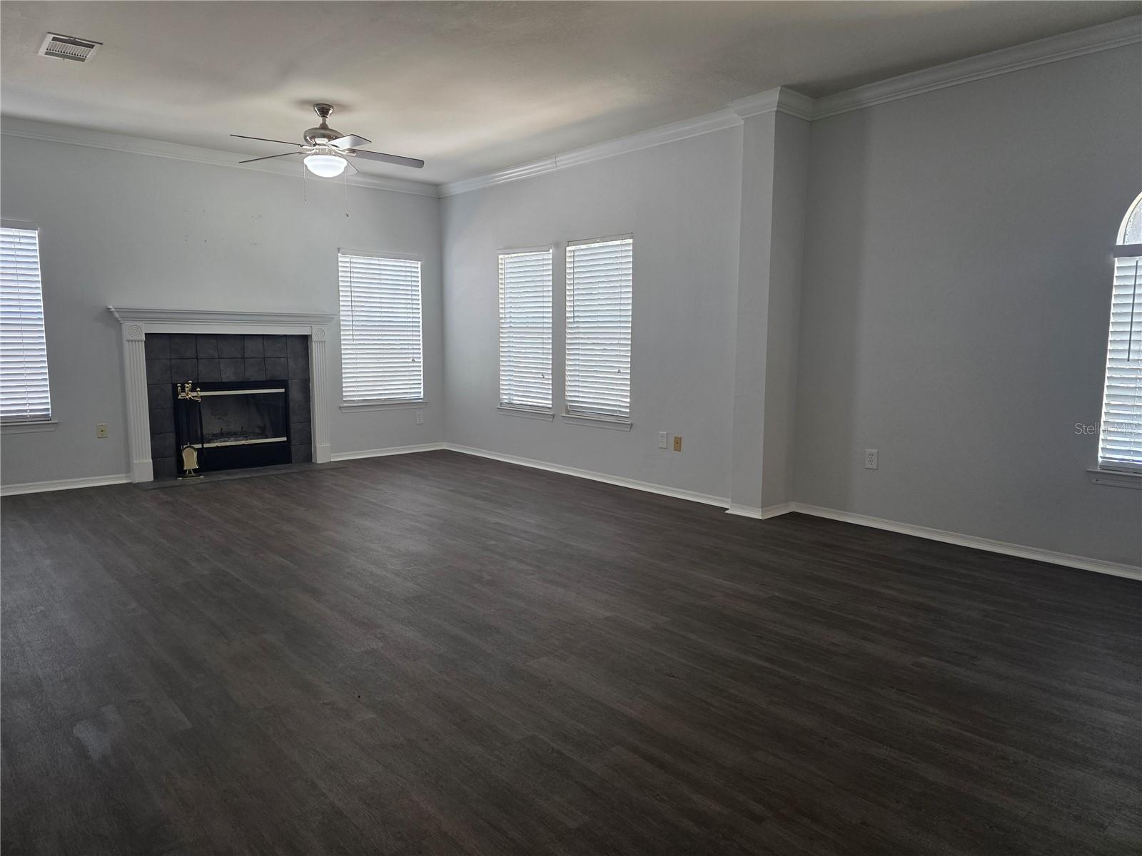 191 VILLA DI ESTE TERRACE 205