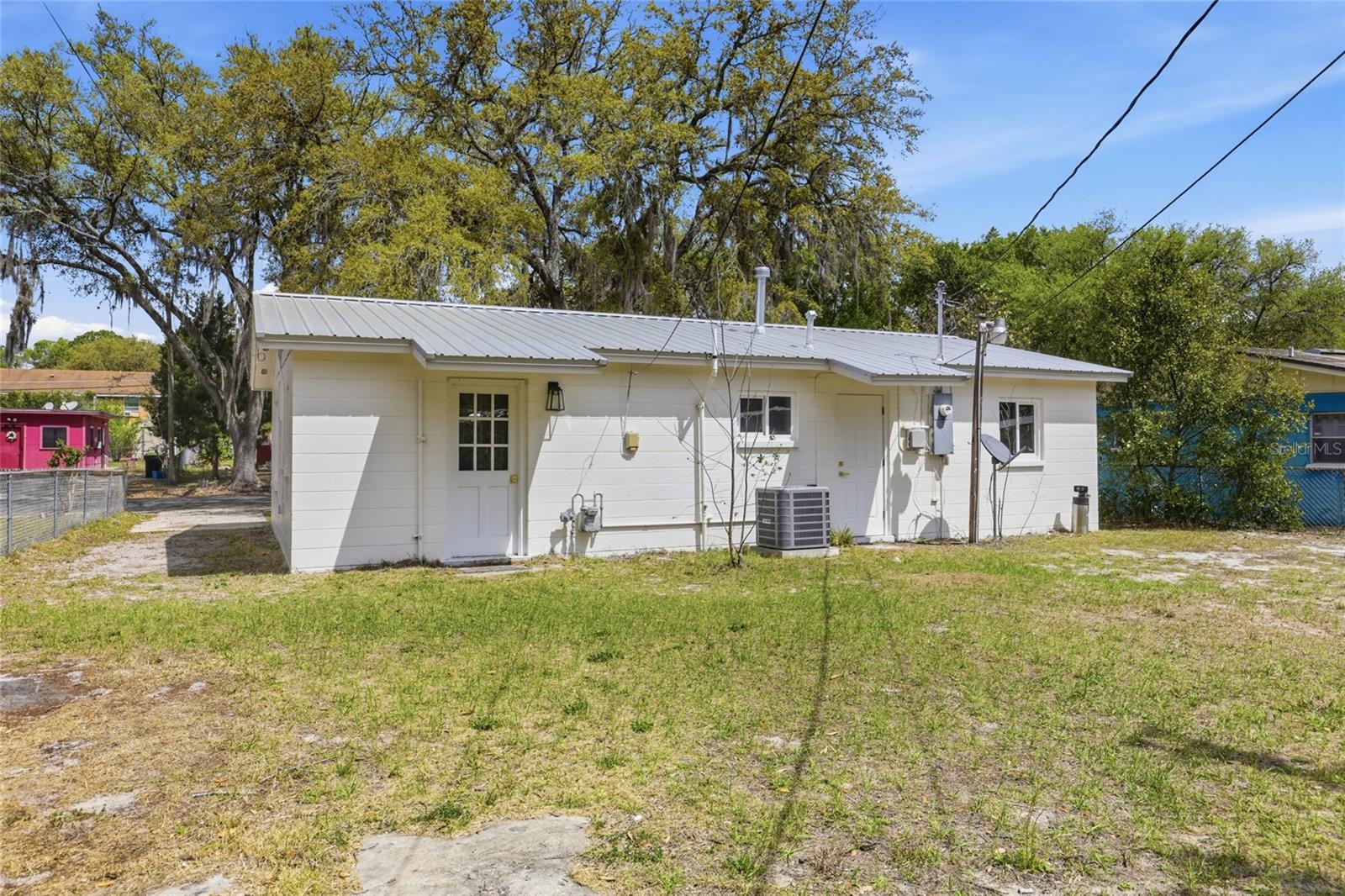 LINCOLN ESTATES - Residential