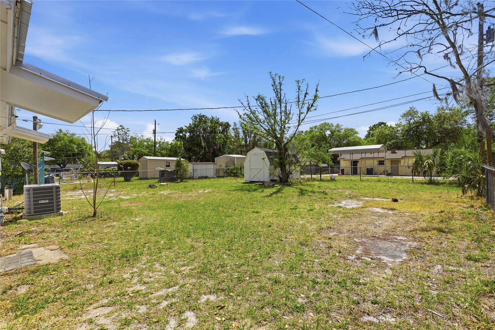 LINCOLN ESTATES - Residential