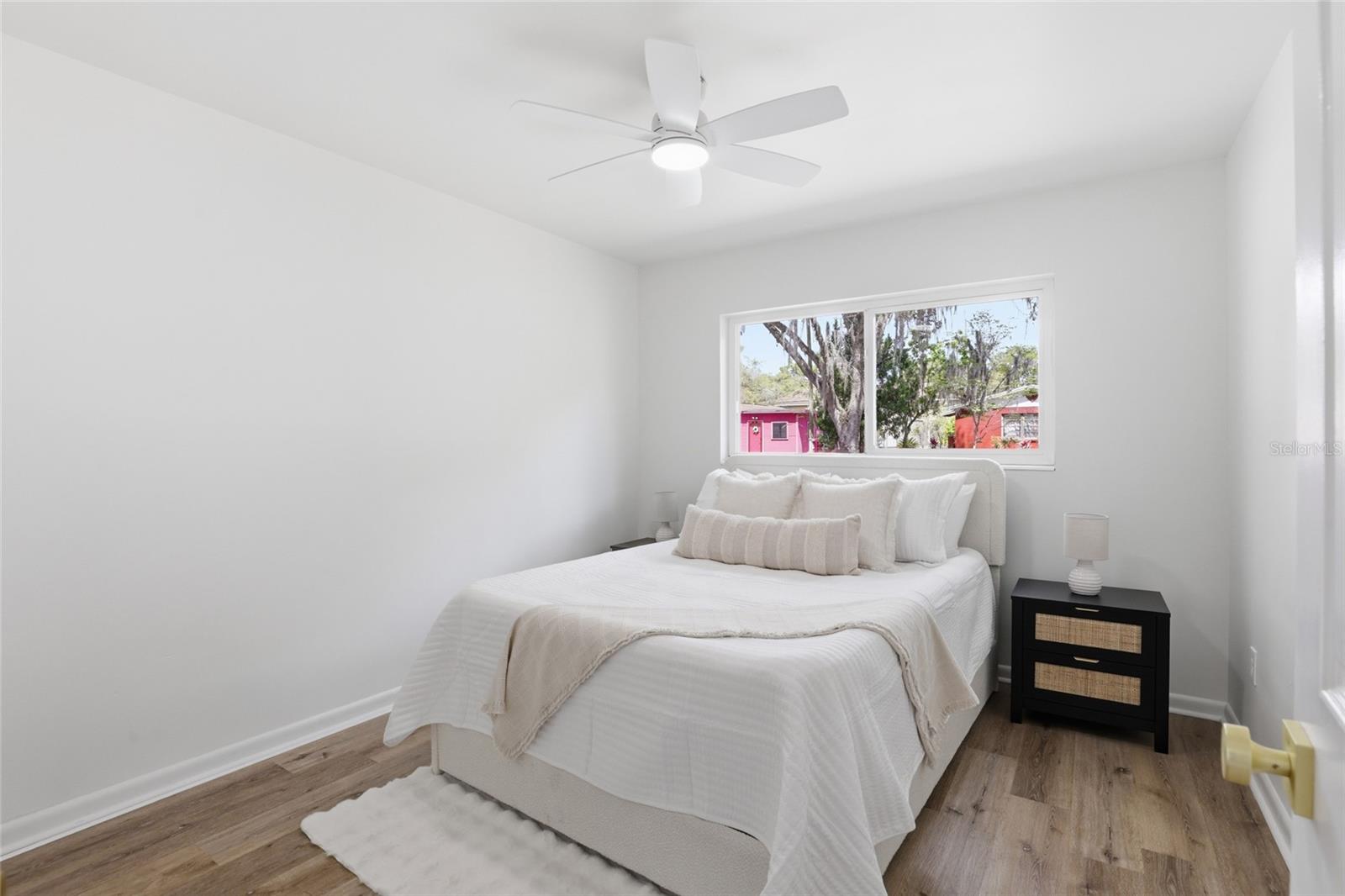 LINCOLN ESTATES - Residential