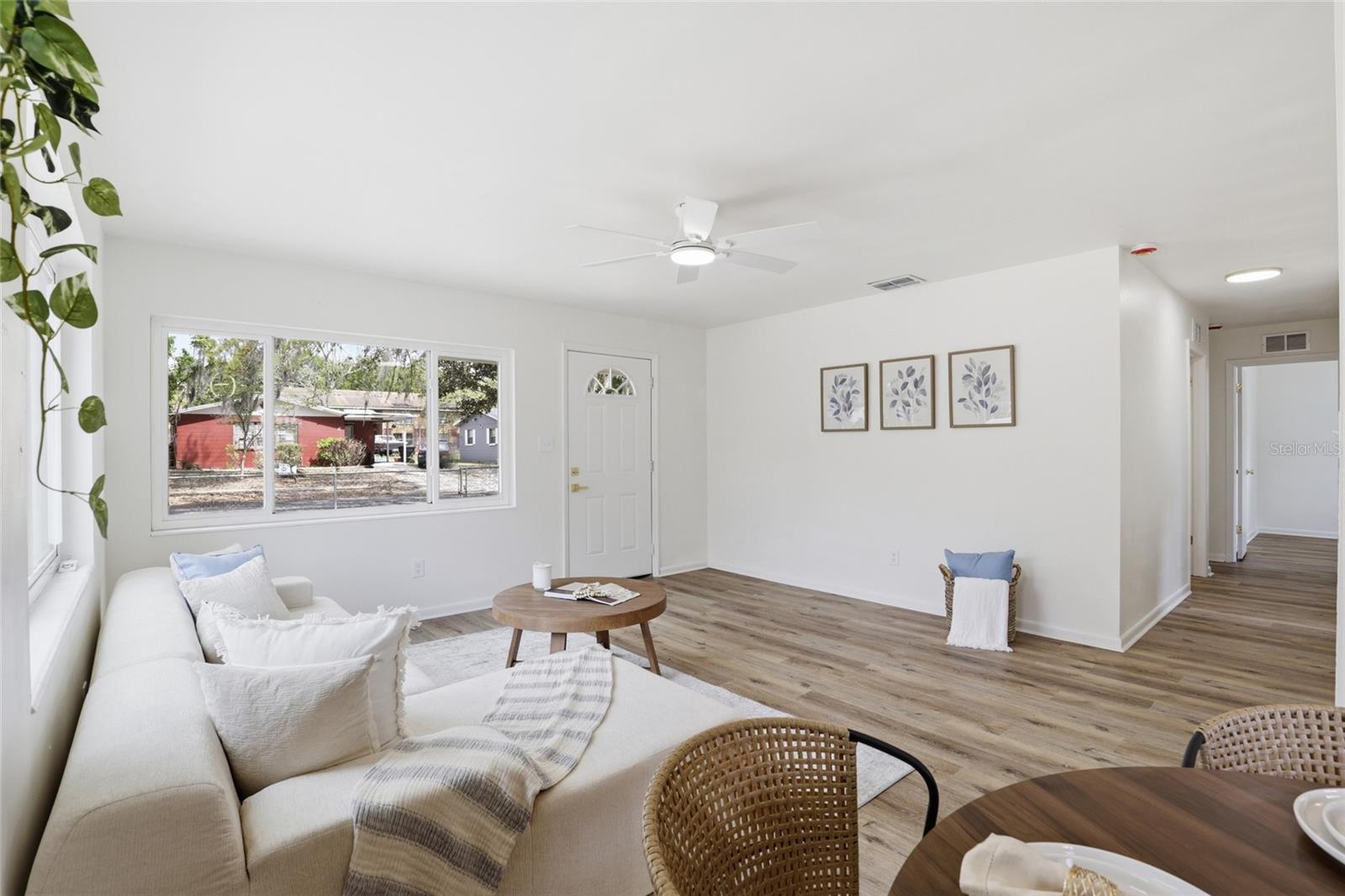 LINCOLN ESTATES - Residential