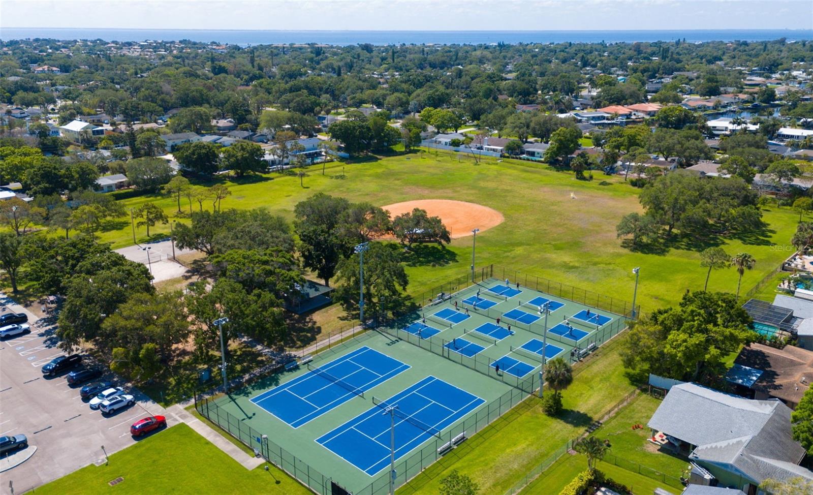 SHORE ACRES BAYOU GRANDE SEC - Residential