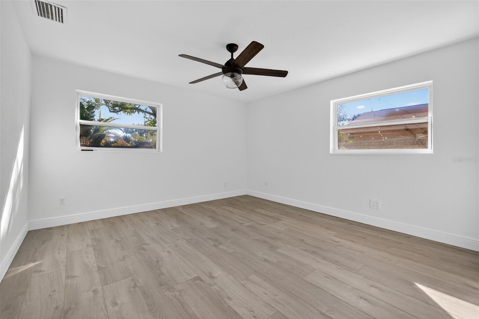 SHORE ACRES BAYOU GRANDE SEC - Residential