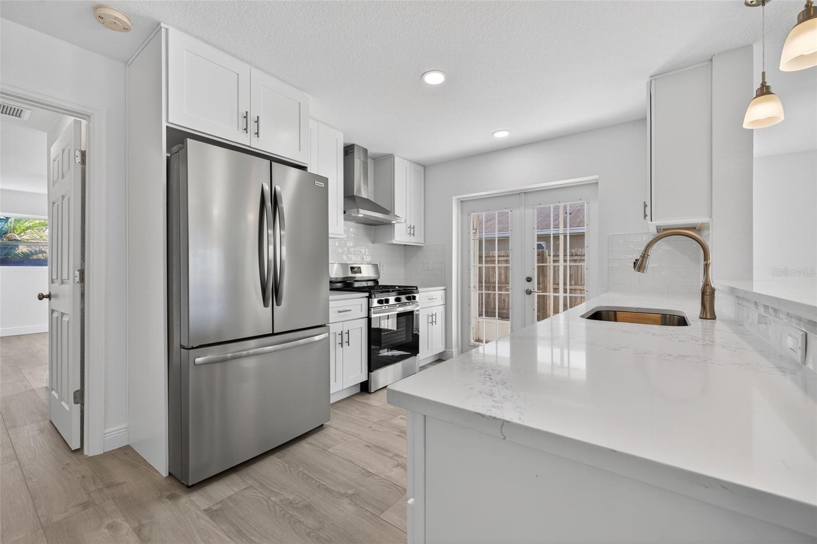 SHORE ACRES BAYOU GRANDE SEC - Residential