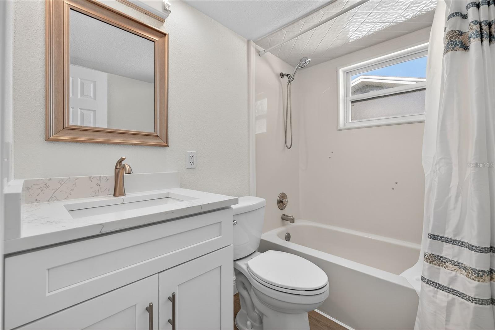 SHORE ACRES BAYOU GRANDE SEC - Residential