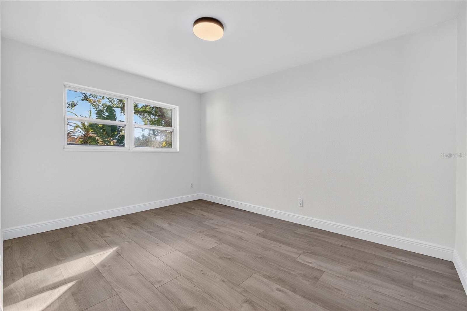 SHORE ACRES BAYOU GRANDE SEC - Residential