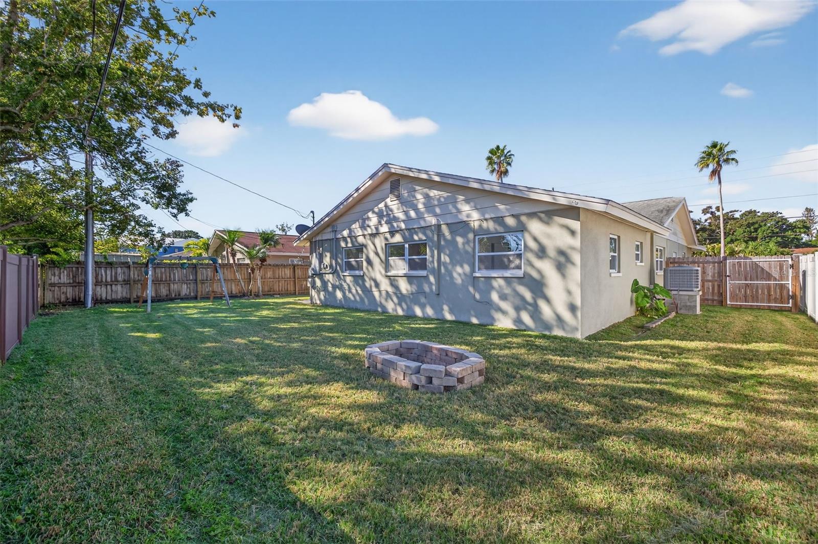 SHORE ACRES BAYOU GRANDE SEC - Residential