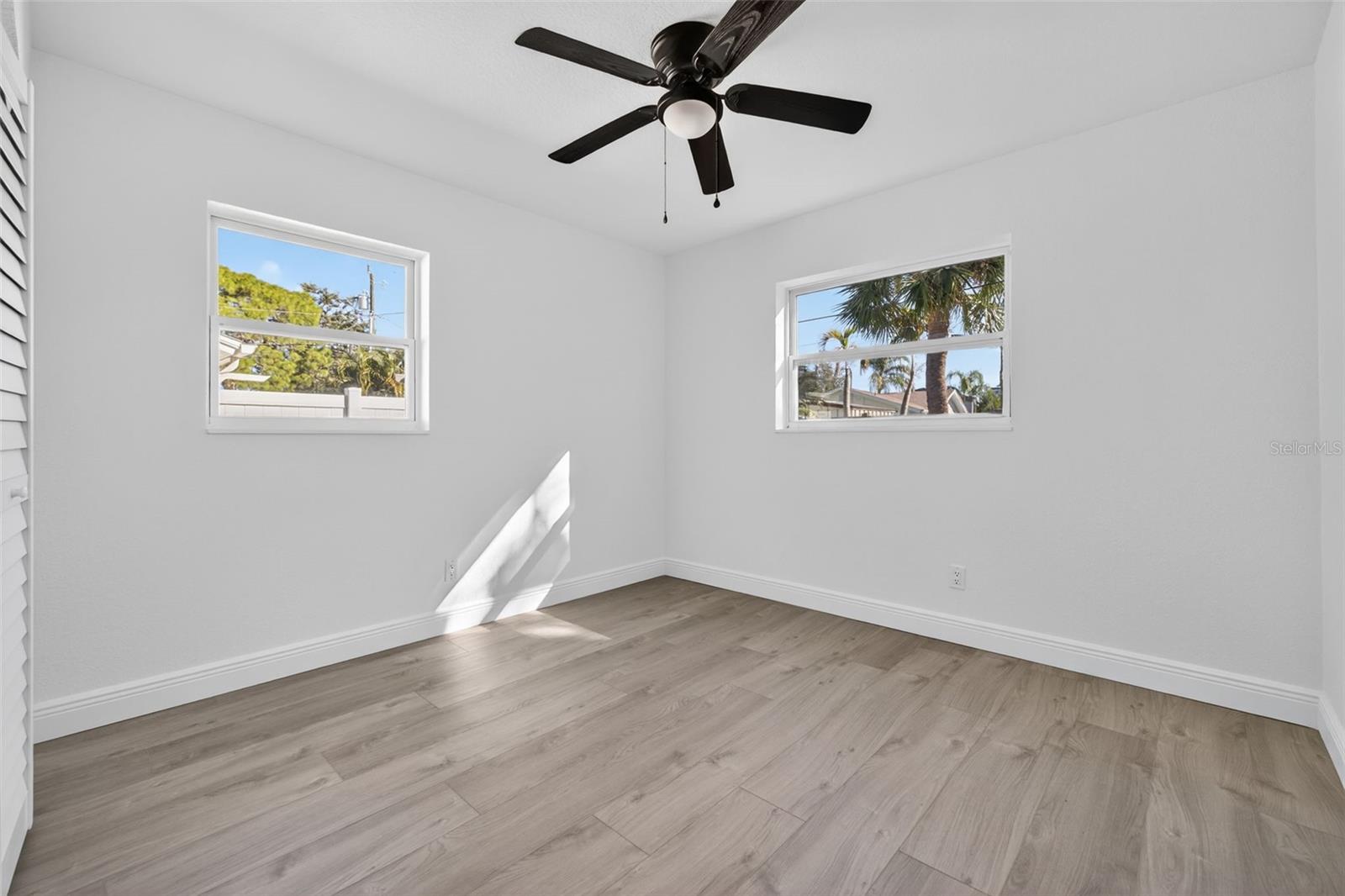 SHORE ACRES BAYOU GRANDE SEC - Residential