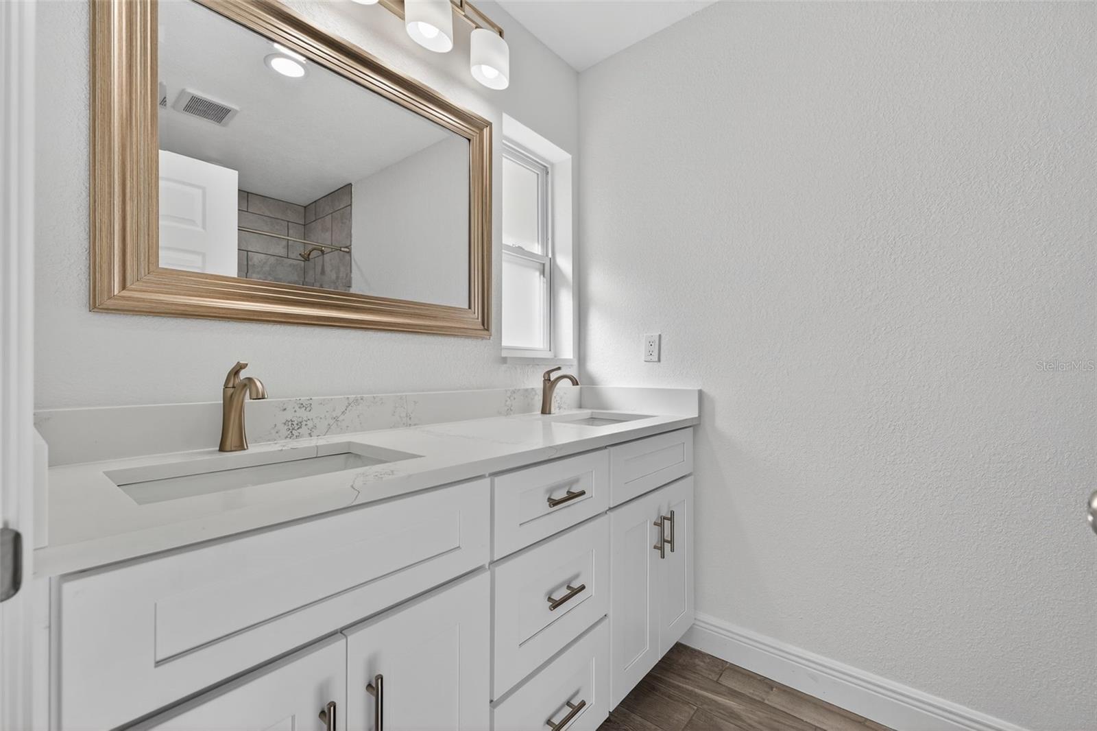 SHORE ACRES BAYOU GRANDE SEC - Residential