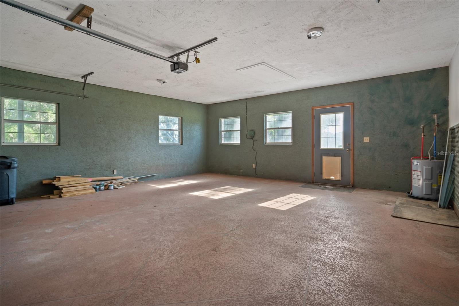 ACREAGE - Residential