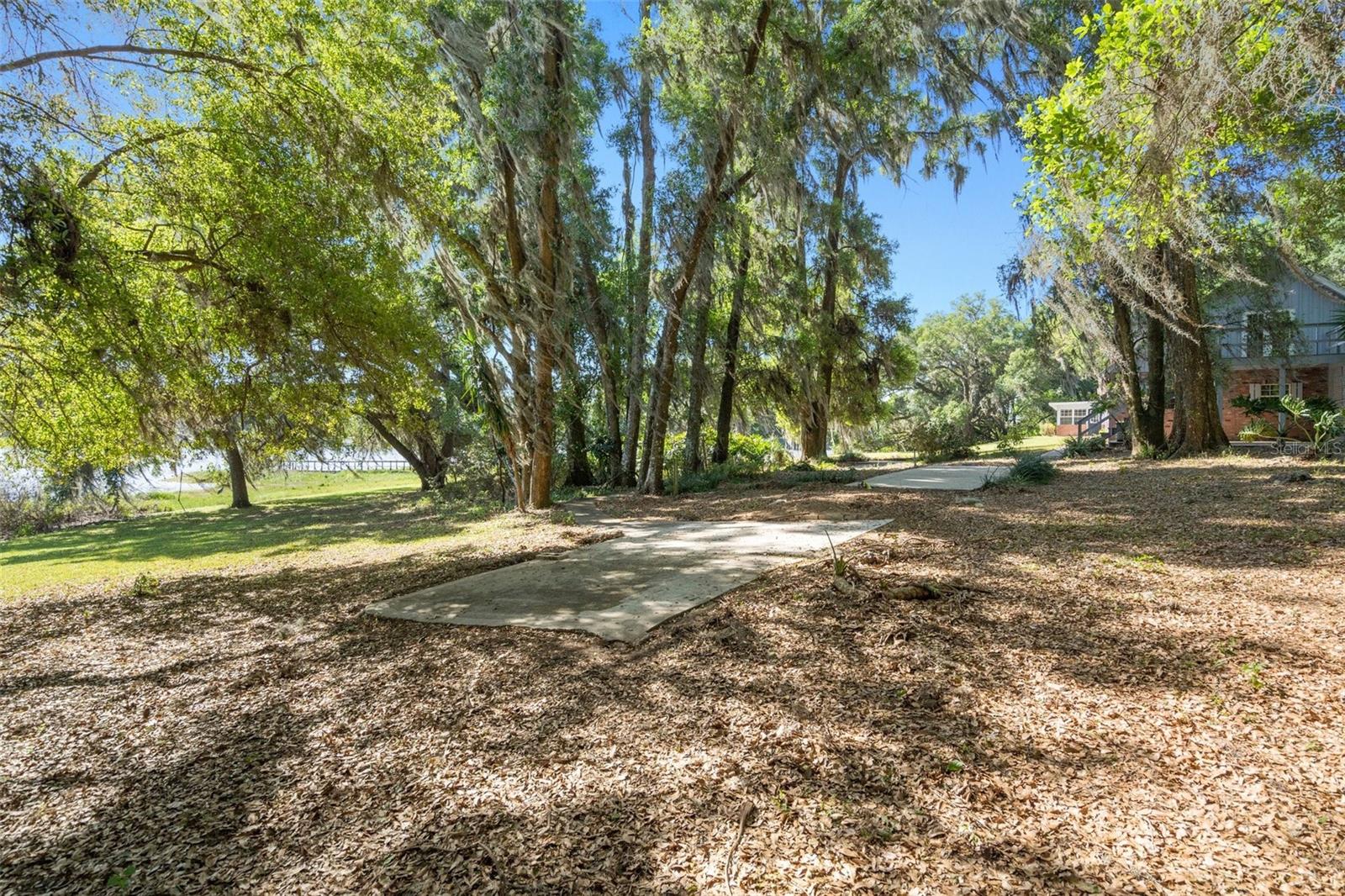 ACREAGE - Residential