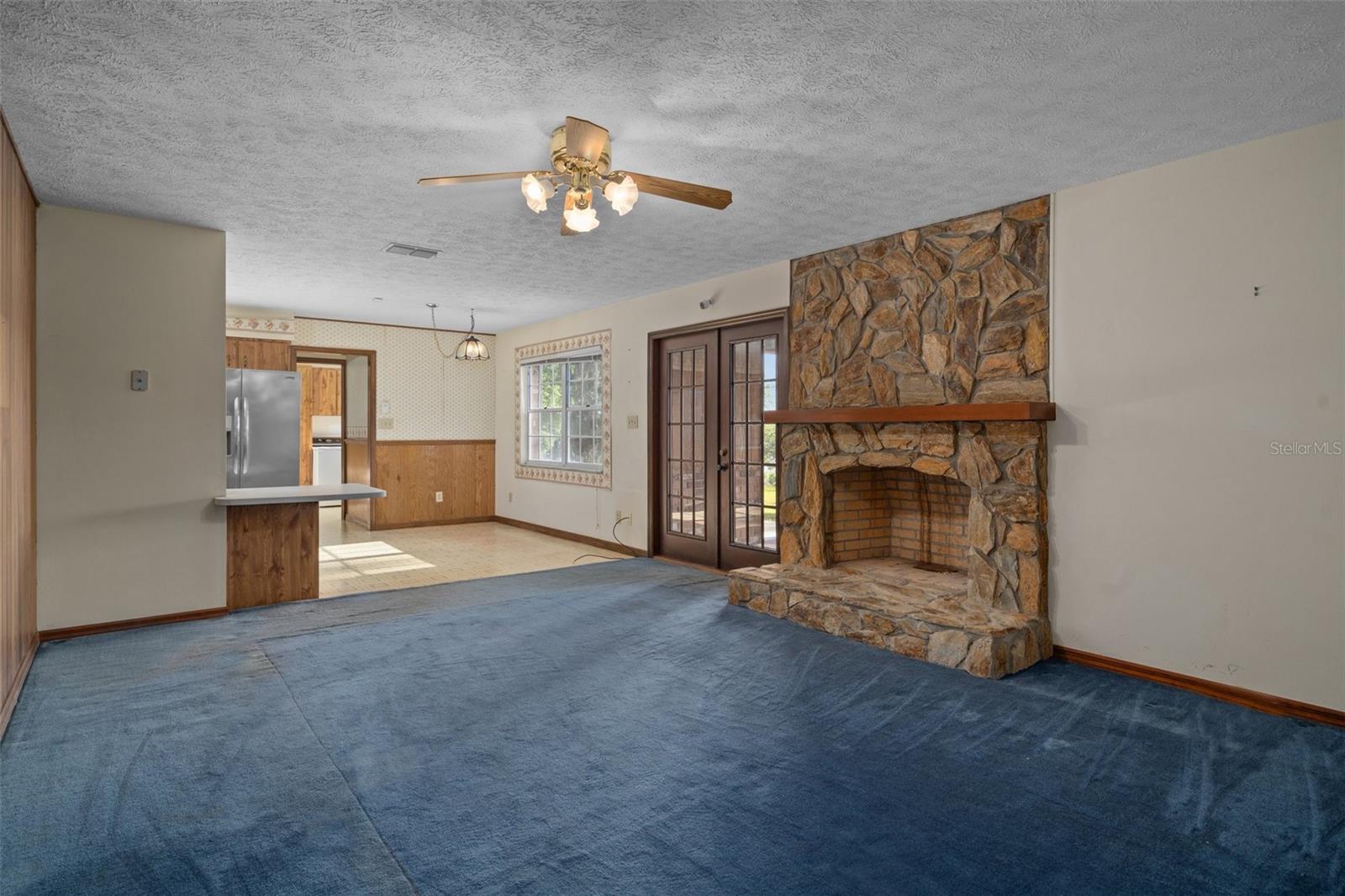 ACREAGE - Residential