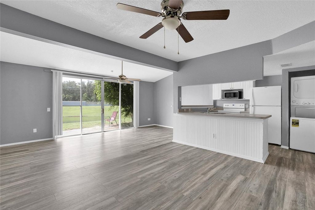 Photo of 161 Coco Plum Dr, Davenport, FL 33897 (MLS # O6274035)