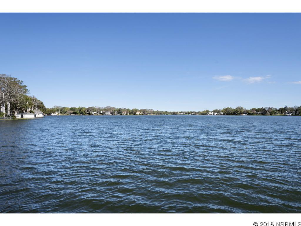 Cloisters Condo - Residential