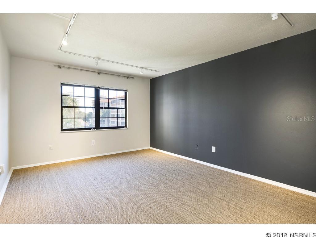 Cloisters Condo - Residential