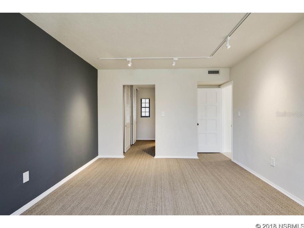 Cloisters Condo - Residential