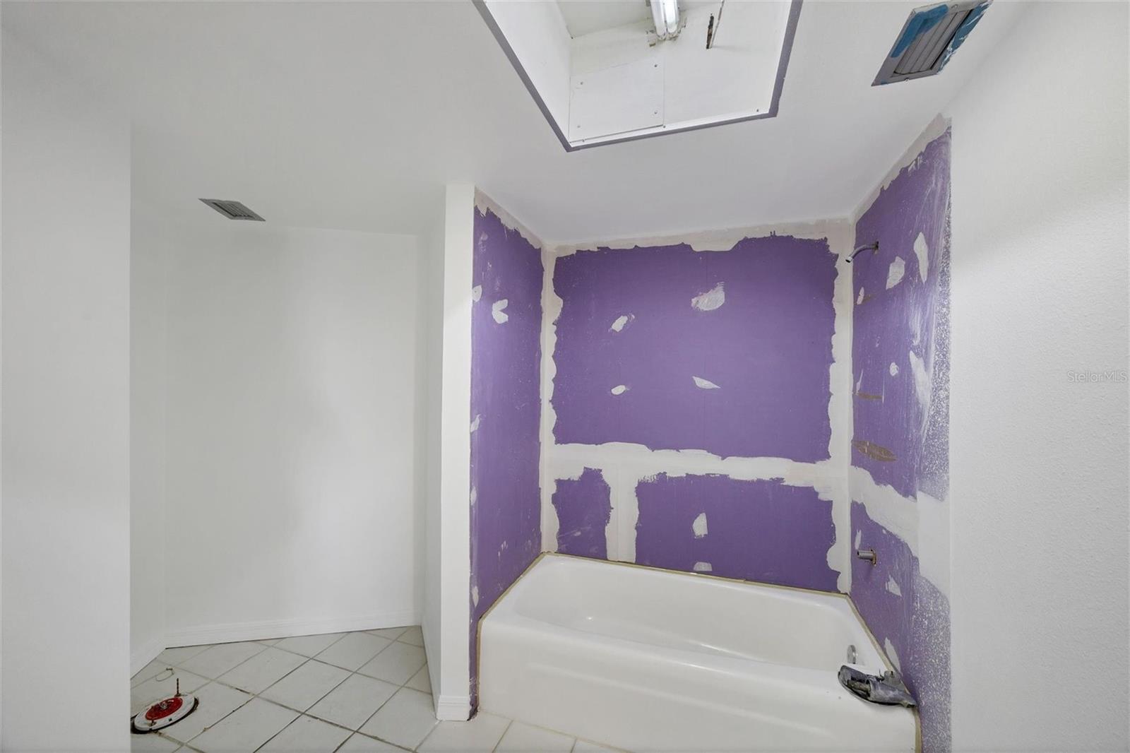 LIDO HARBOUR SOUTH - Residential