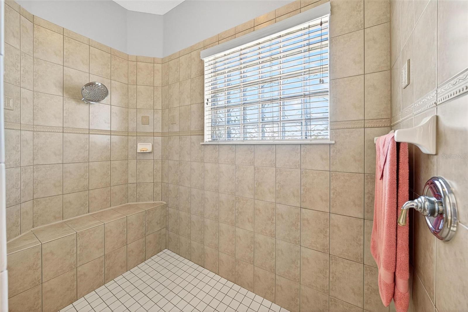 SUGARLOAF MOUNTAIN - Residential