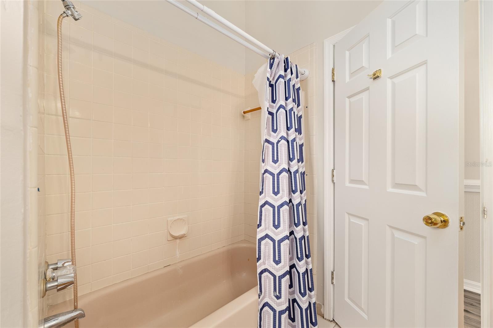 GOSS ADD TO GVILLE REP E 210 - Residential