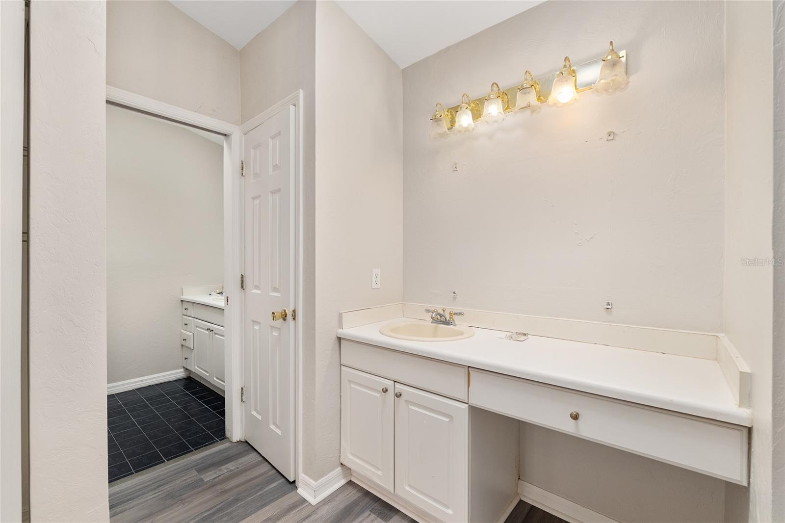 GOSS ADD TO GVILLE REP E 210 - Residential