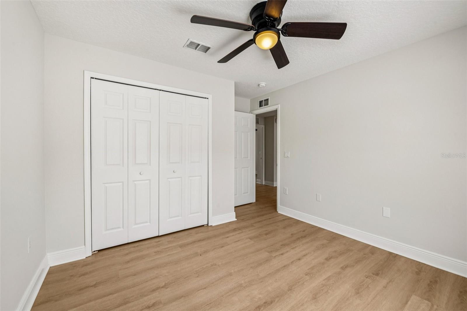 HICKORY COVE 50 149 - Residential