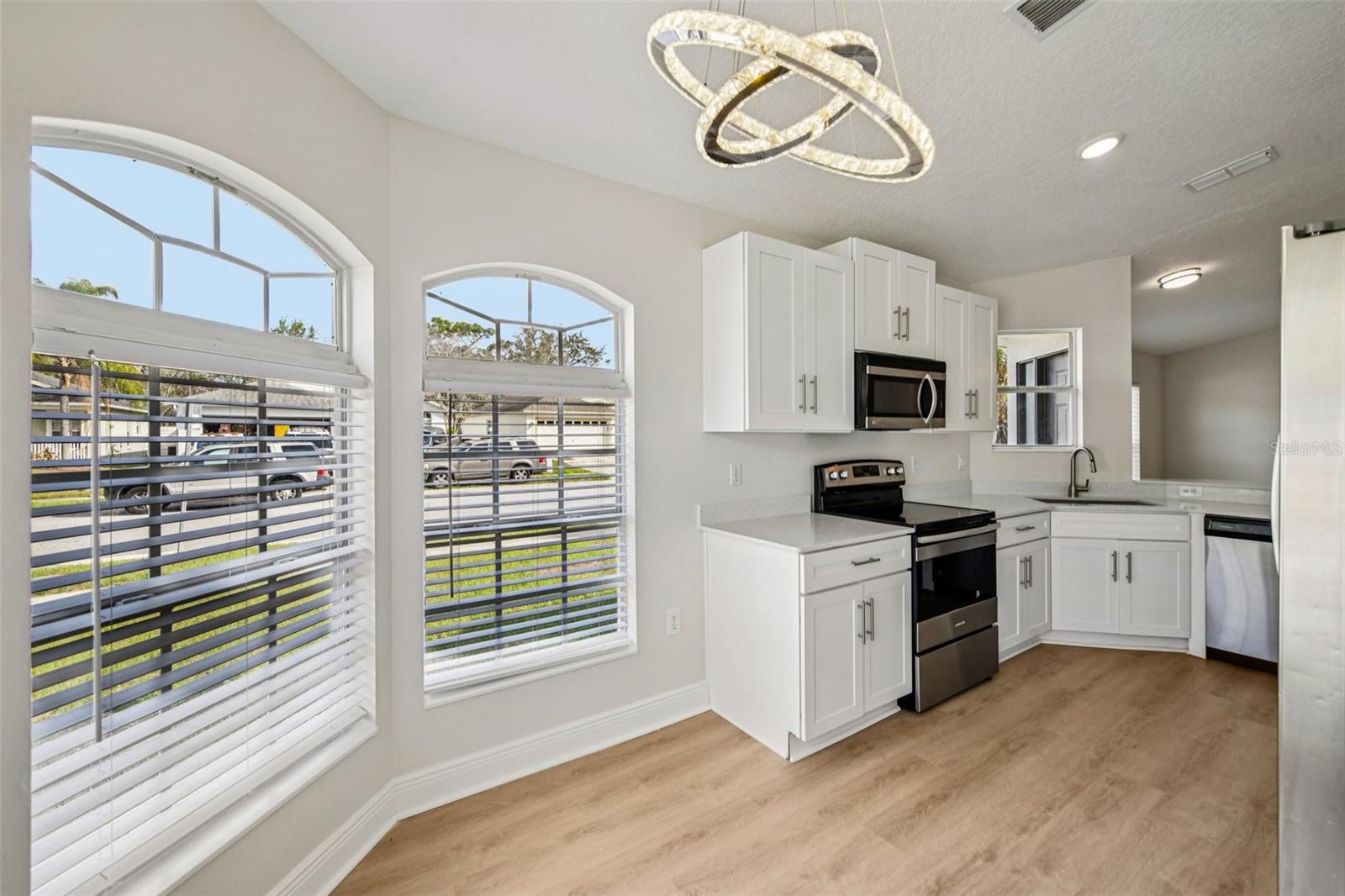 HICKORY COVE 50 149 - Residential