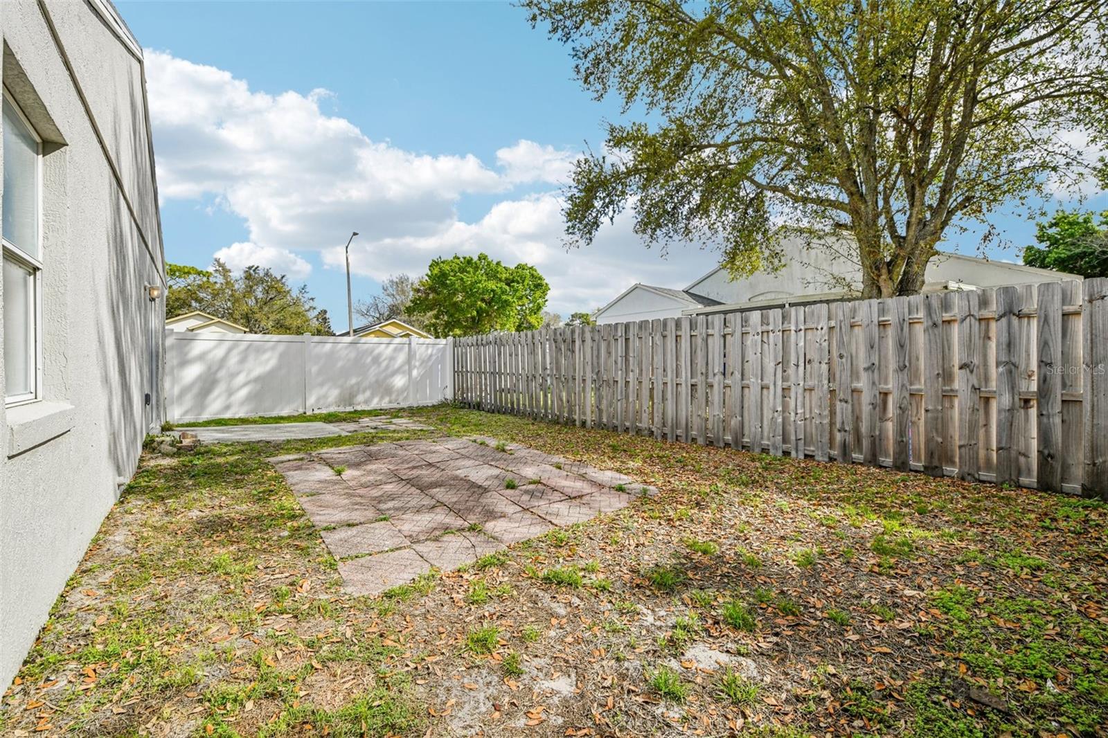 HICKORY COVE 50 149 - Residential