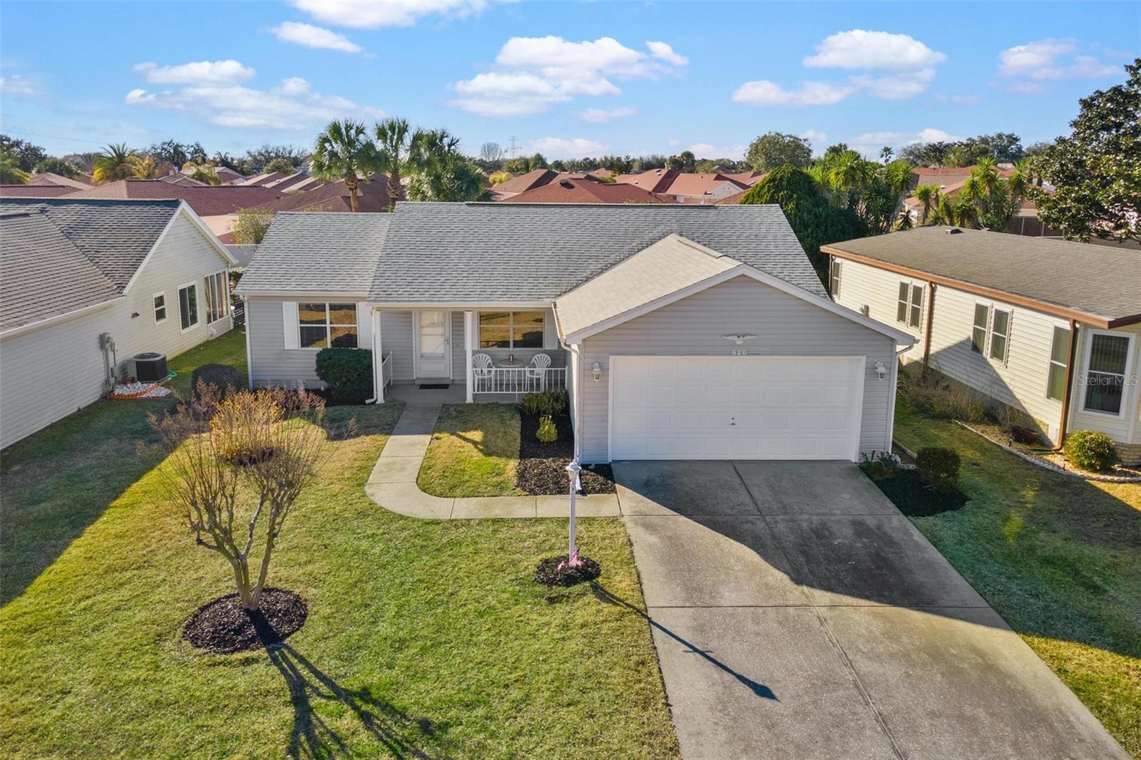 LADY LAKE ORANGE BLOSSOM GARDENS UNIT 15 - Residential
