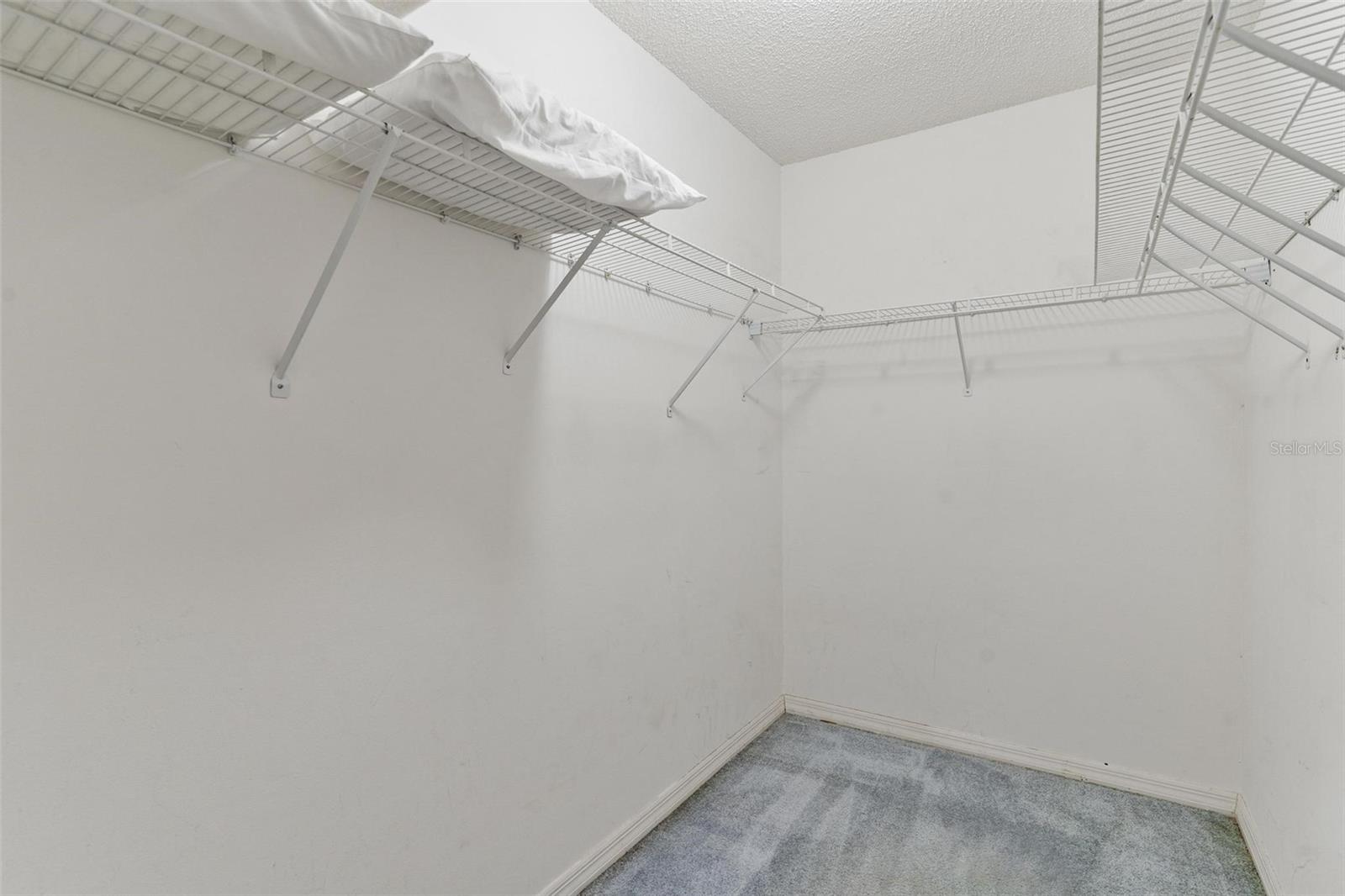 LADY LAKE ORANGE BLOSSOM GARDENS UNIT 15 - Residential