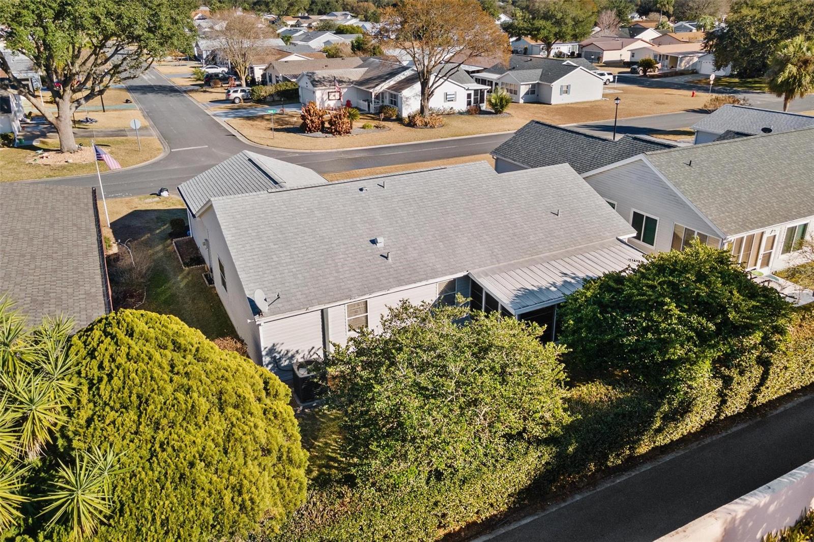 LADY LAKE ORANGE BLOSSOM GARDENS UNIT 15 - Residential