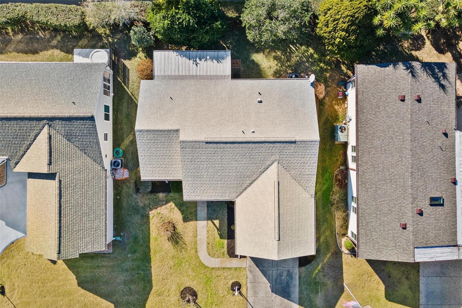 LADY LAKE ORANGE BLOSSOM GARDENS UNIT 15 - Residential