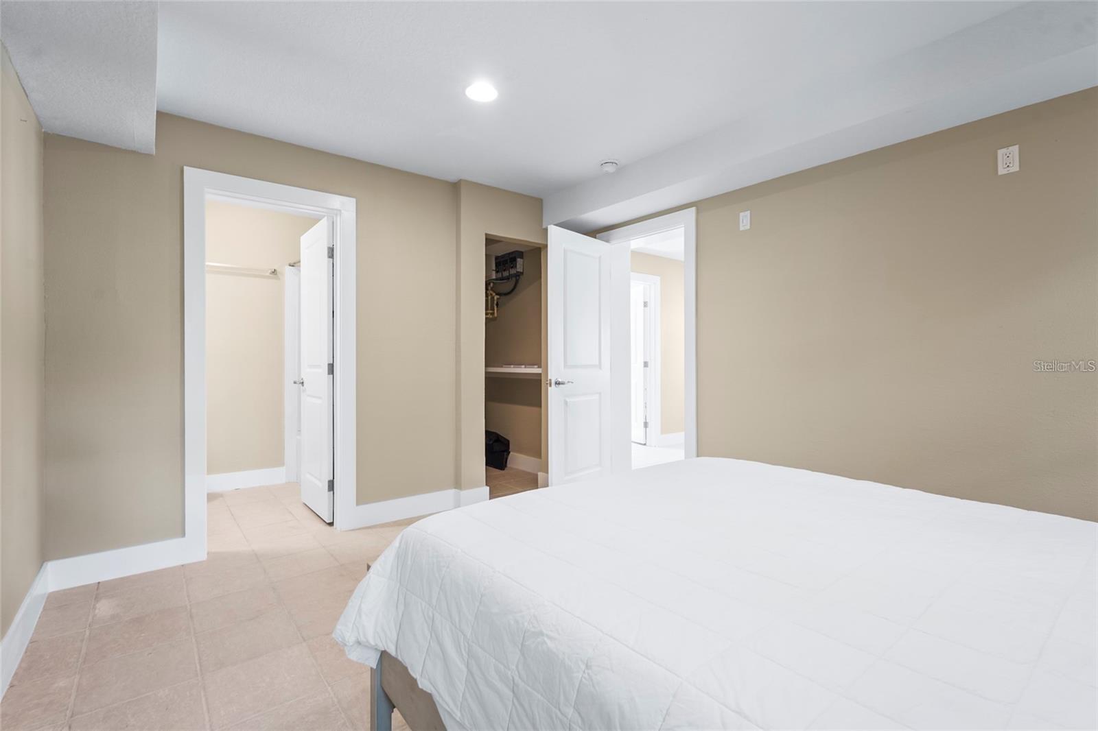 SIESTA REV RESUB - Residential