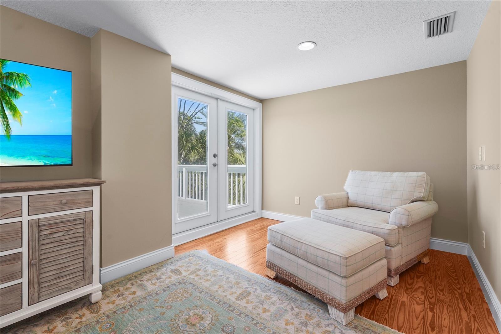 SIESTA REV RESUB - Residential