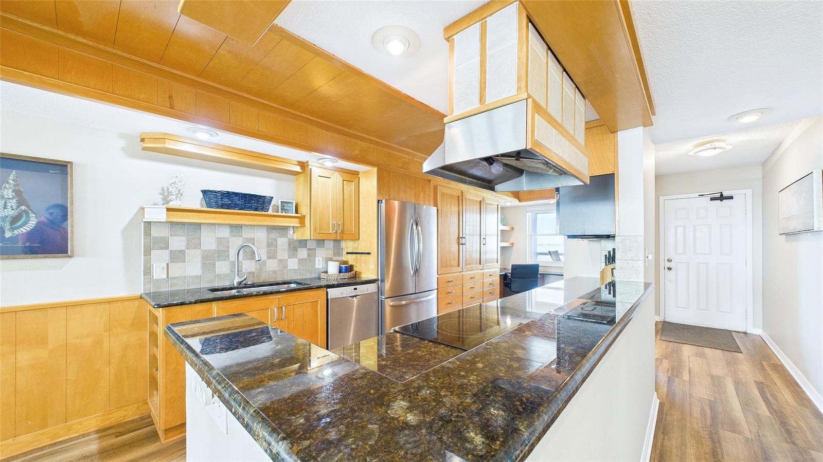 MARINA PLACE CONDO - Residential