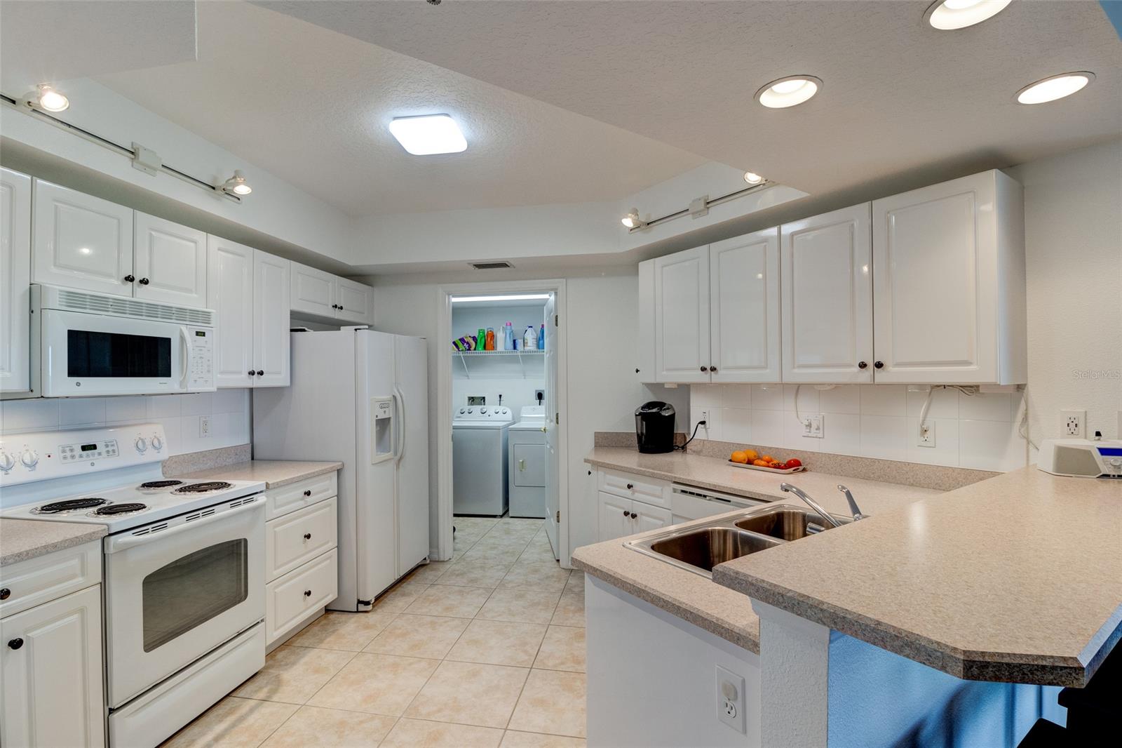 Ocean Walk Condo At Nsb - Residential