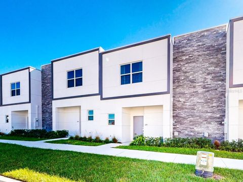 Photo of 605 Trikomo Drive, Davenport, FL 33896 (MLS # O6409292)